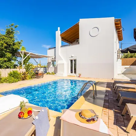 Villa Rea Adelianos Kampos